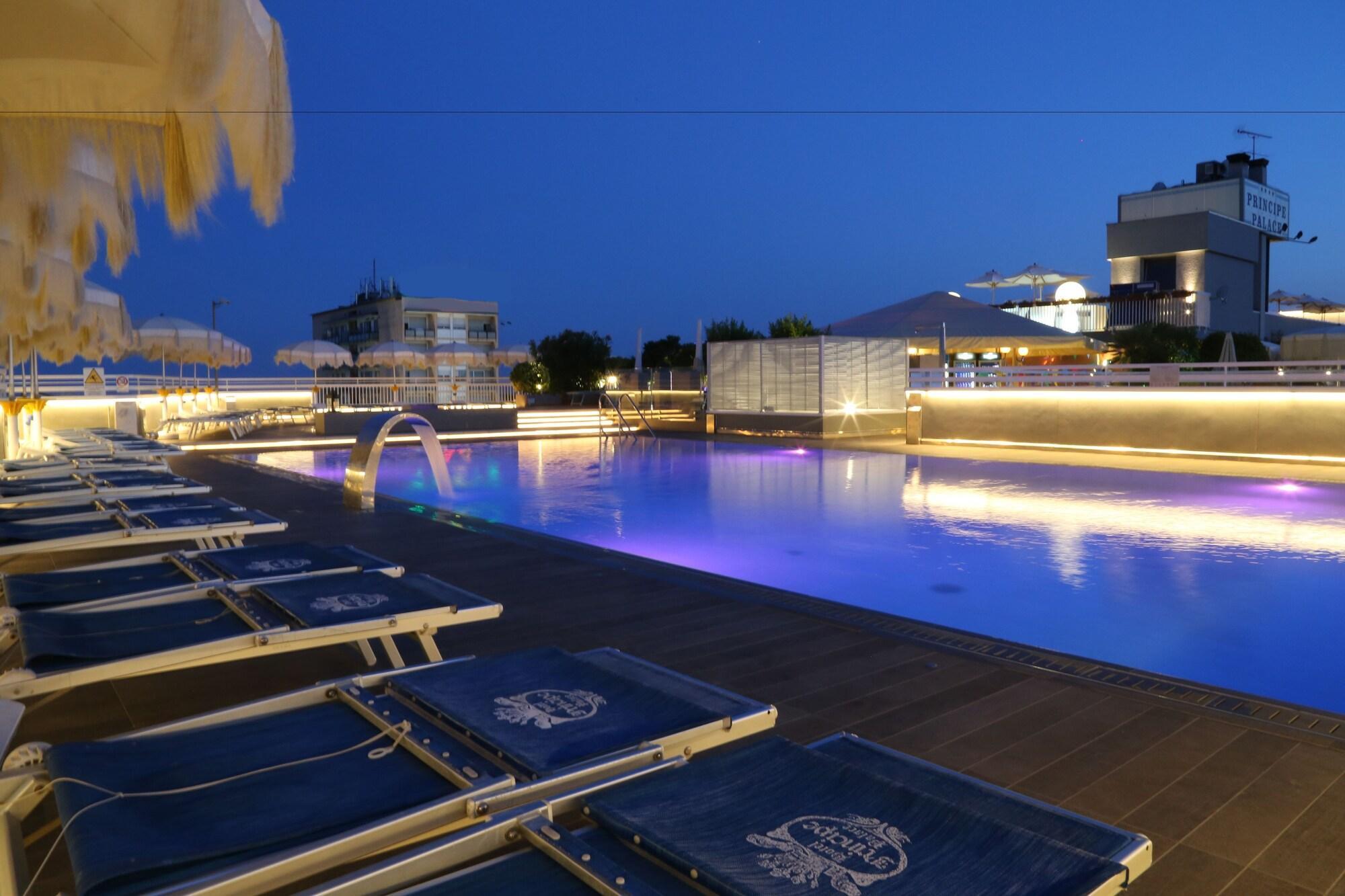 Hotel Principe Palace Lido di Jesolo Exteriör bild